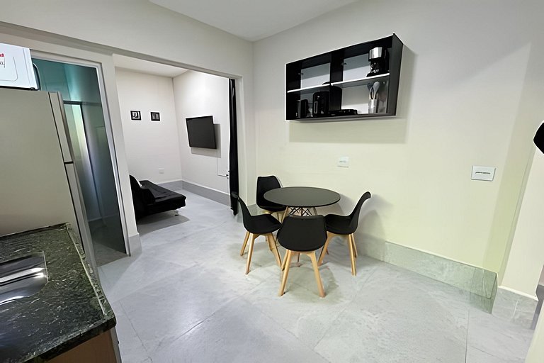 B1 Apartamento 5min Av. Paulista Metrô Hospitais