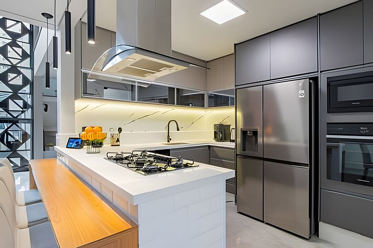 Alto Padrao com Piscina no Ipiranga 400m do Museu