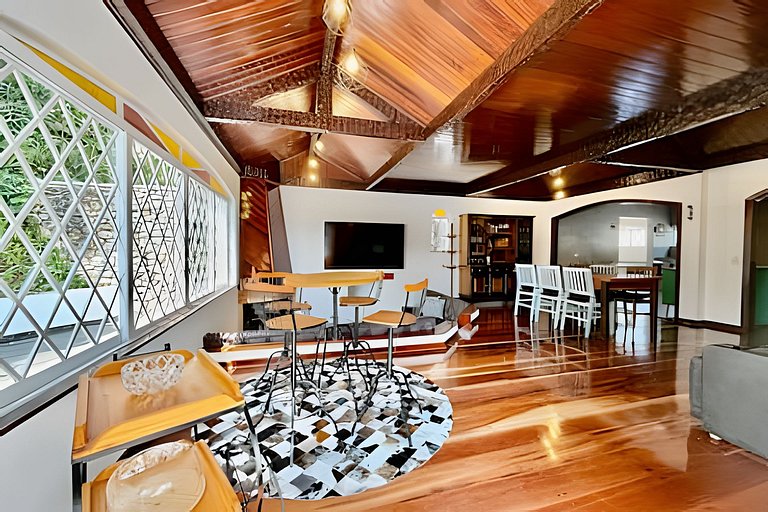 Alto Padrão com Spa Jogos até 24 hóspedes