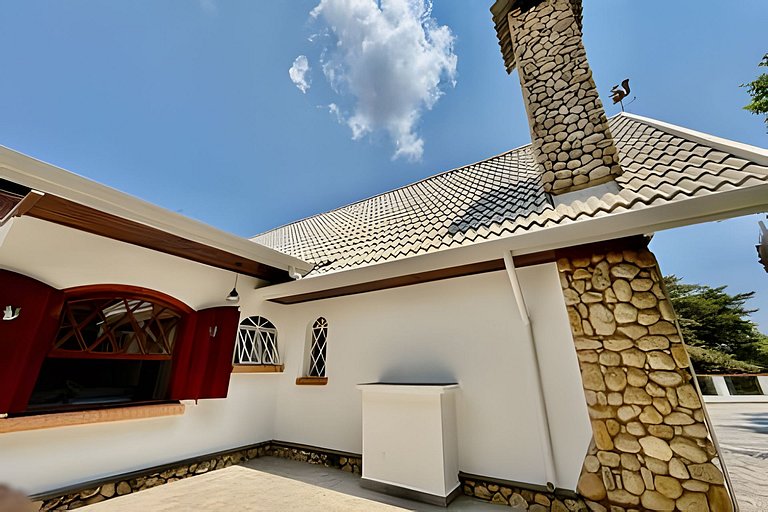 Alto Padrão com Spa Jogos até 24 hóspedes