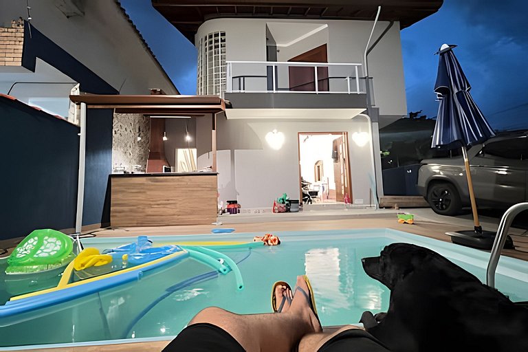 Bertioga Sobrado Piscina 90m da Praia da Enseada