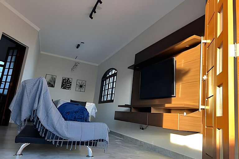 Bertioga Sobrado Piscina 90m da Praia da Enseada