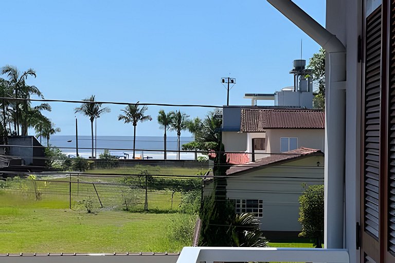 Bertioga Sobrado Piscina 90m da Praia da Enseada