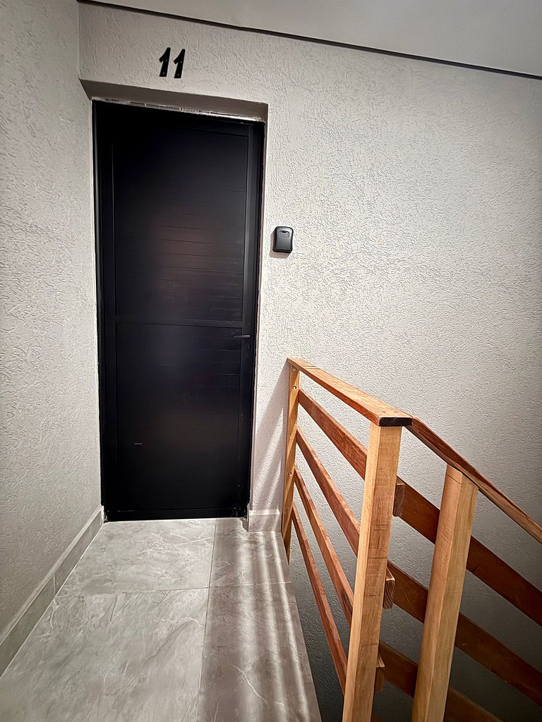 C04 Apê Casal Completo Piscina próx Museu Ipiranga