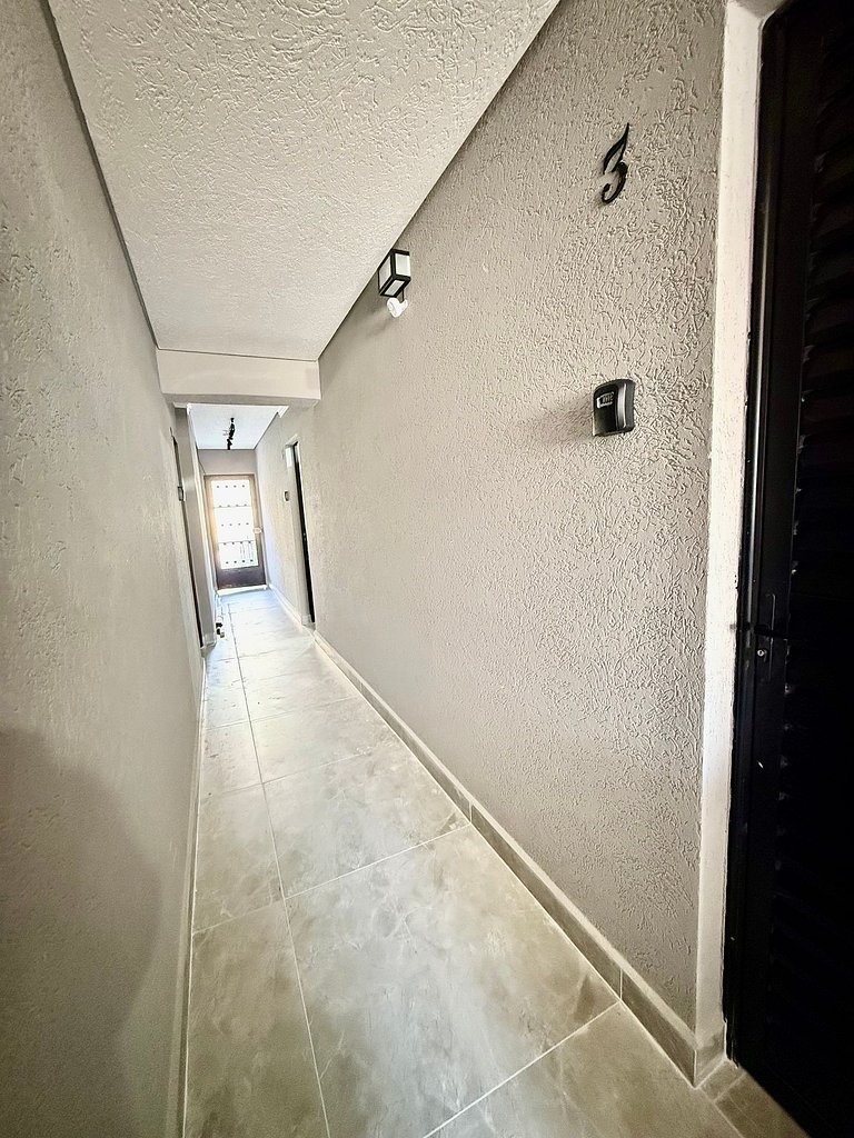 C01 Apê até 4 pessoas Piscina ao lado Quina Bar