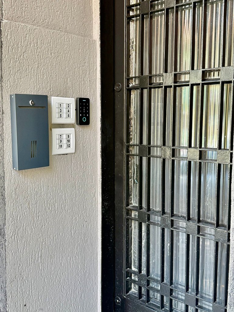 C01 Apê até 4 pessoas Piscina ao lado Quina Bar