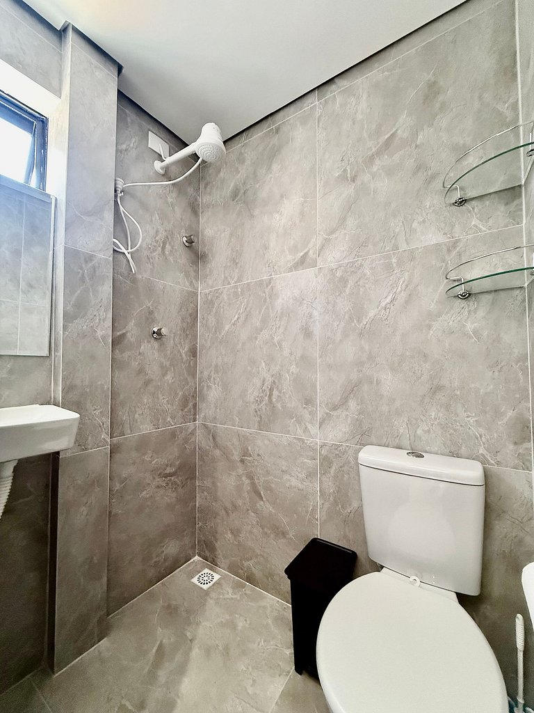 C04 Apê Casal Completo Piscina próx Museu Ipiranga