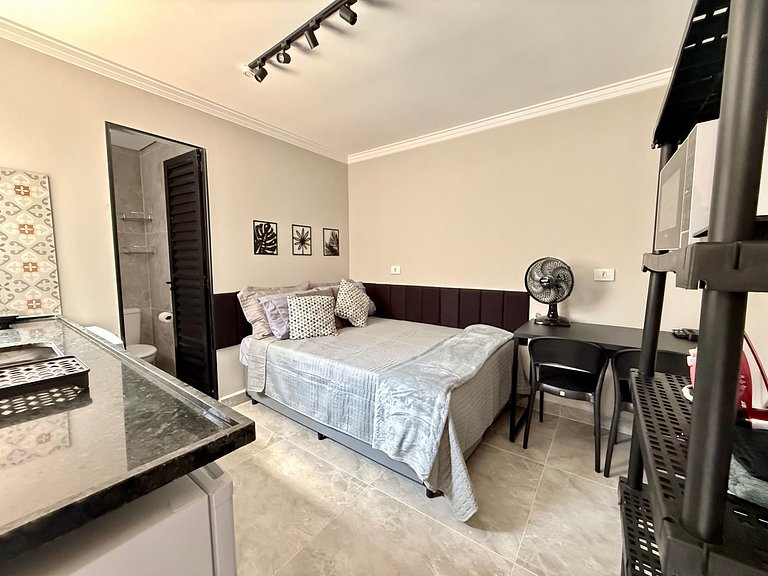 C04 Apê Casal Completo Piscina próx Museu Ipiranga