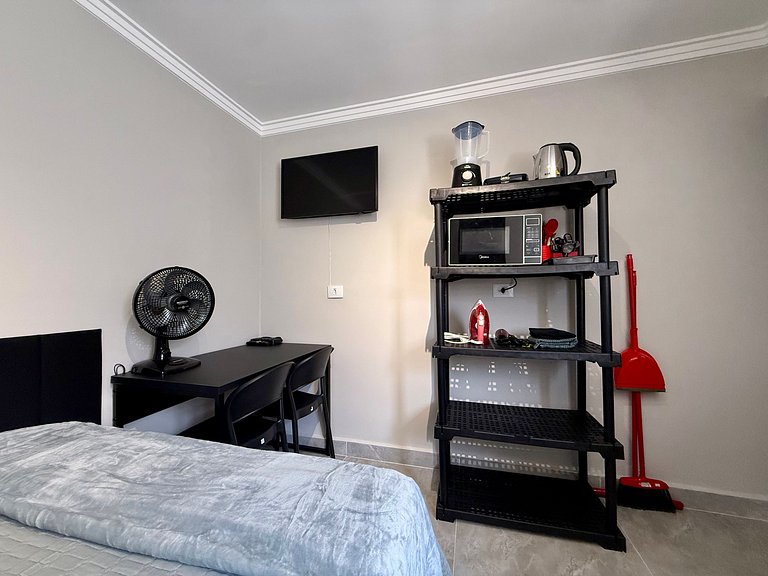 C04 Apê Casal Completo Piscina próx Museu Ipiranga