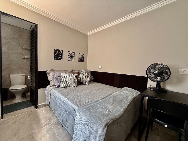 C04 Apê Casal Completo Piscina próx Museu Ipiranga