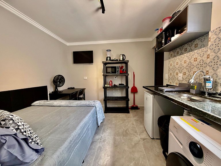 C04 Apê Casal Completo Piscina próx Museu Ipiranga