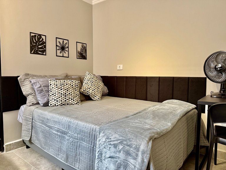 C04 Apê Casal Completo Piscina próx Museu Ipiranga