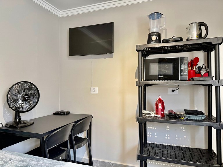 C04 Apê Casal Completo Piscina próx Museu Ipiranga