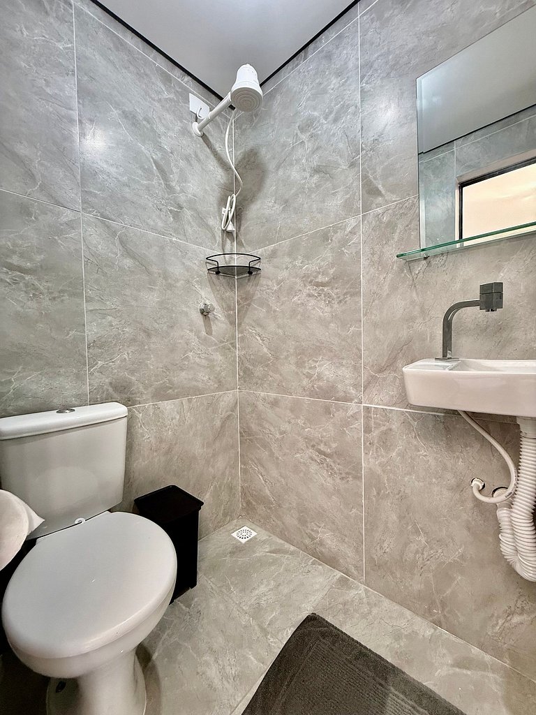 C05 Apê Casal Completo Piscina próx Museu Ipiranga