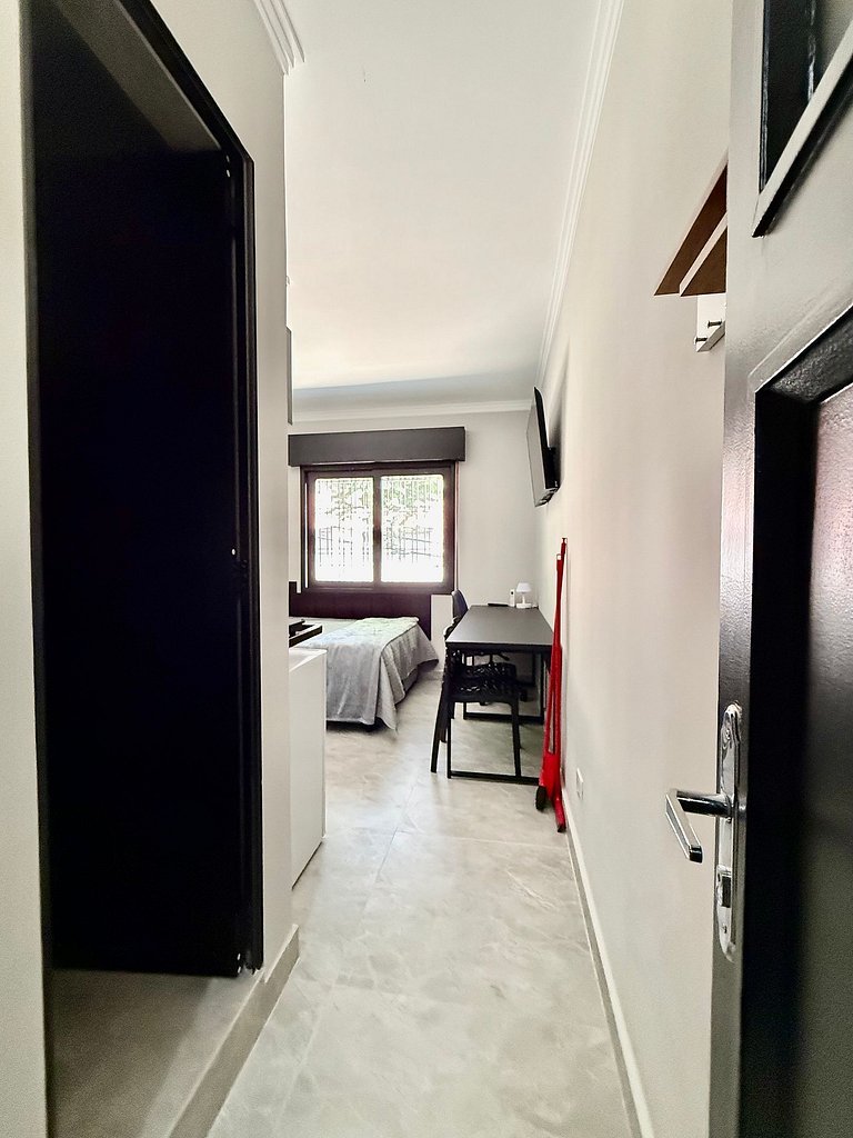 C06 Apê Casal Completo Piscina ao lado Quina Bar