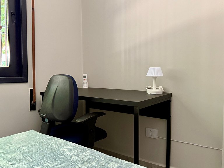 C07 Apê até 4 pessoas Piscina ao lado Quina Bar